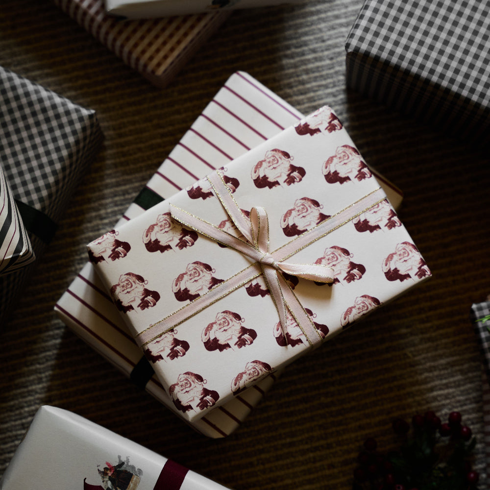 10 Sheets of Santa's List Christmas Gift Wrapping Paper