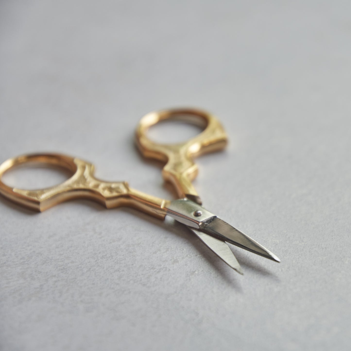 9cm Gold Embroidery Scissors