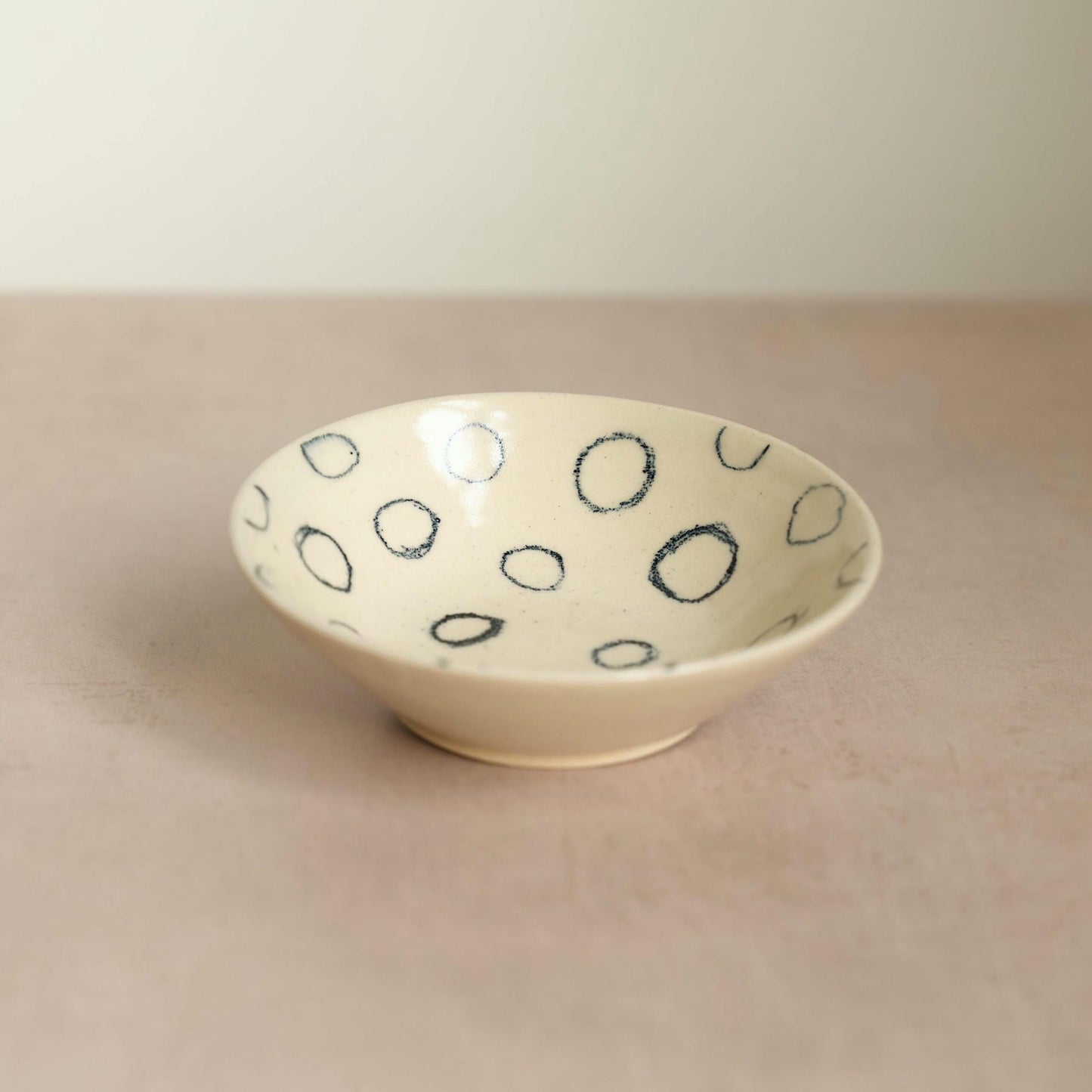 No. 23 Dish wtih Pencil Hoop Pattern