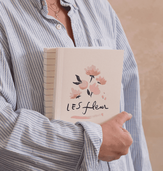 How a Summer Journal Can Help Keep The Holiday Mood Going