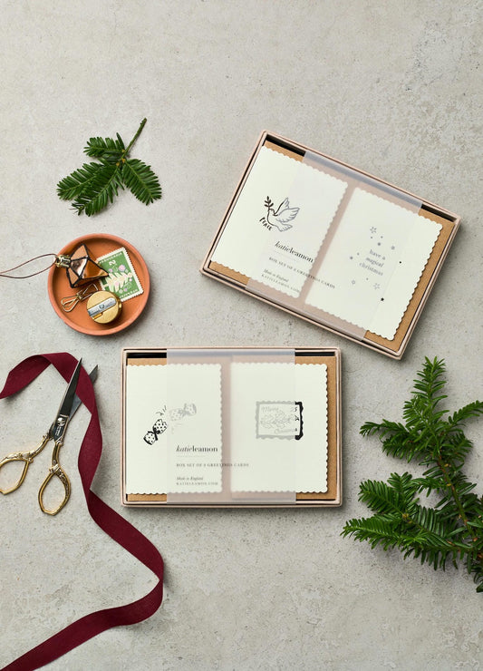 Mixed Box Set of 8 Christmas A7 Motif Cards