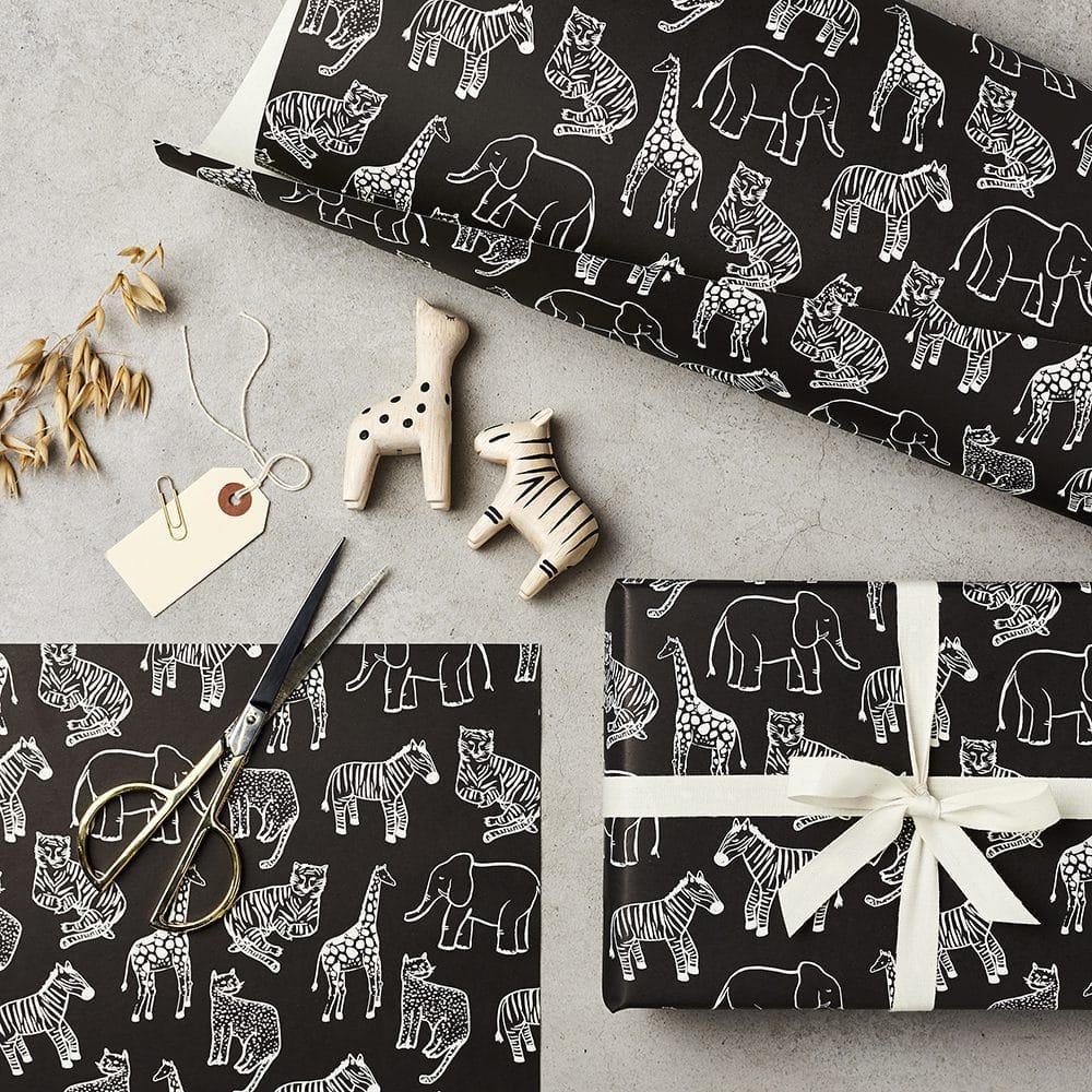 10 Sheet of Multi Animal Gift Wrapping Paper in Black