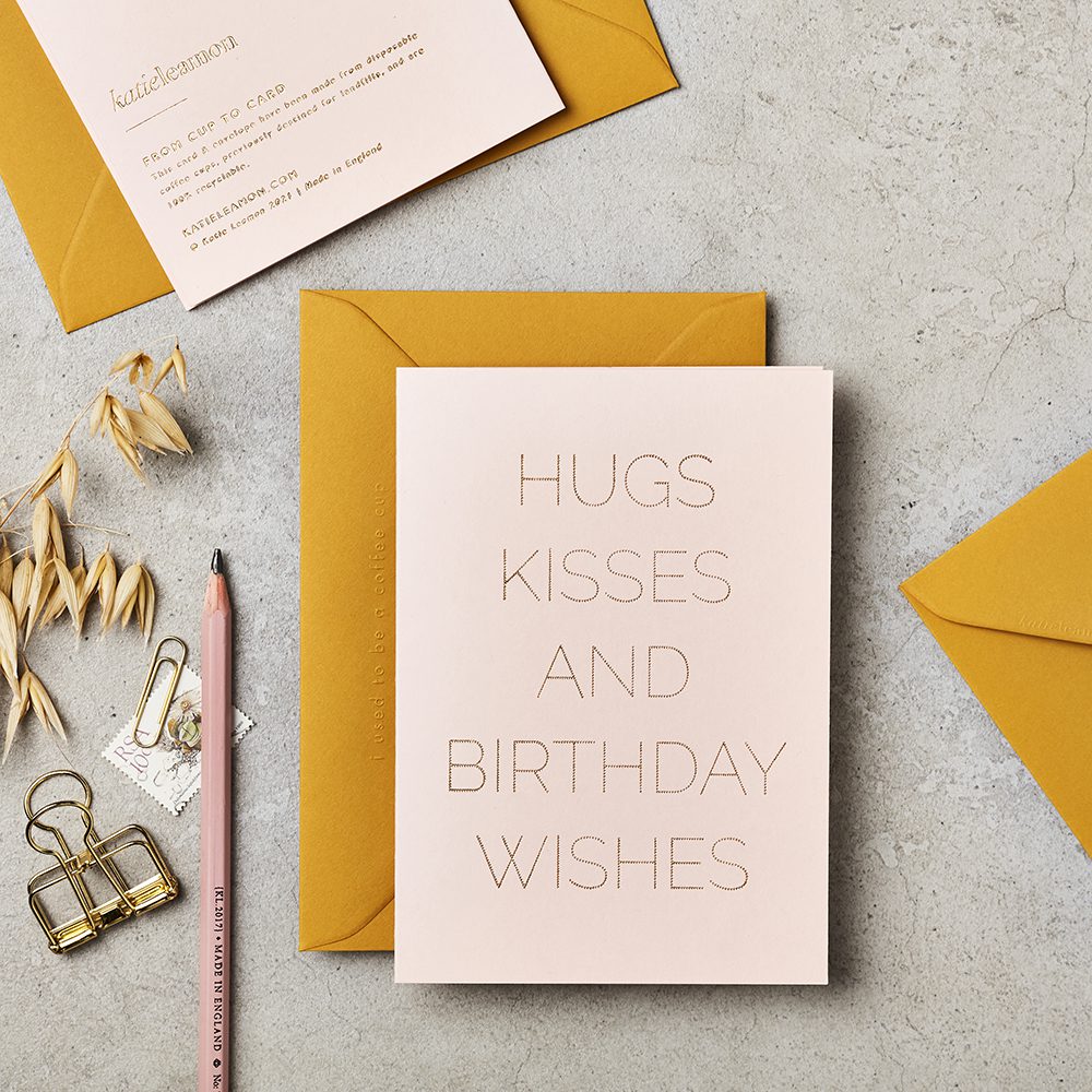 Hugs & Kisses Mignon Card