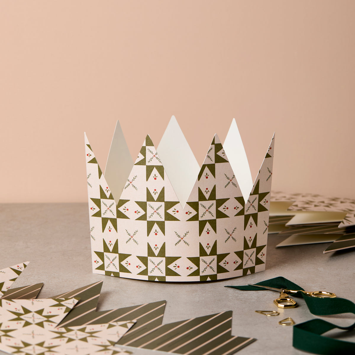 Pack of 6 Green Quilt & Stripe Christmas Crowns