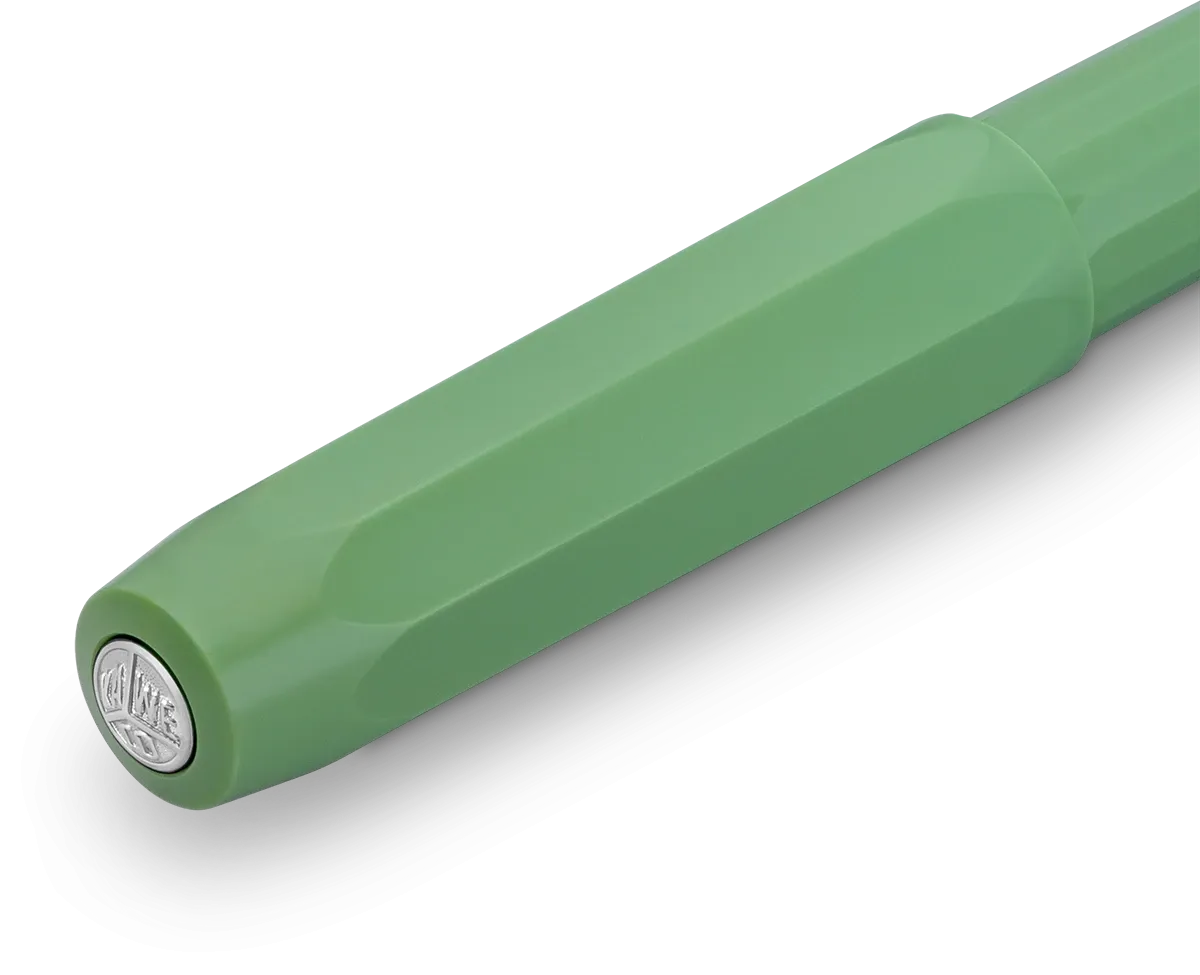 Kaweco Perkeo fountain pen in Jungle Green, capped, front view